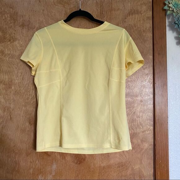 🍄 Arc’teryx Light Yellow Tee Shirt - Picture 1 of 5